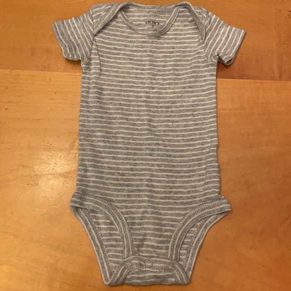 Carter’s 3 Month Navy And Gray Coordinating Set. - Picture 7 of 7